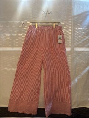 Single thread small NWT pants